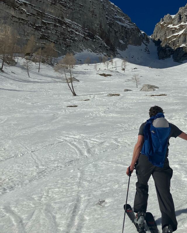Julische Alpen😀 #voelklskis #thisisskitouring #markerbindings #dabelloskiboots