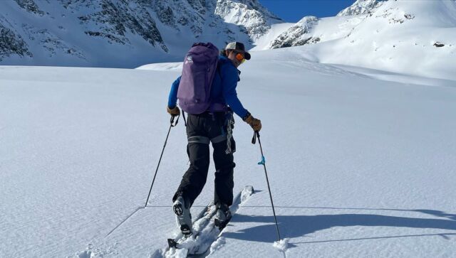 Good Bye Lyngen! 2 traumhafte Wochen gehen zu Ende - Danke an alle die heuer mit uns dabei waren! Und danke auch an @skiflo_com : das war richtig cooles Teamwork!  Übrigens: nächstes Jahr sind wir wieder zu zweit in Lyngen, es gibt noch ein paar freie Plätze! #snowloveguiding #lyngen